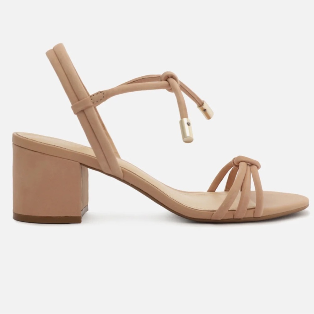 Arezzo Camila Leather Block Sandals in Sand Nubuck. Size 9. Lovely shape.
